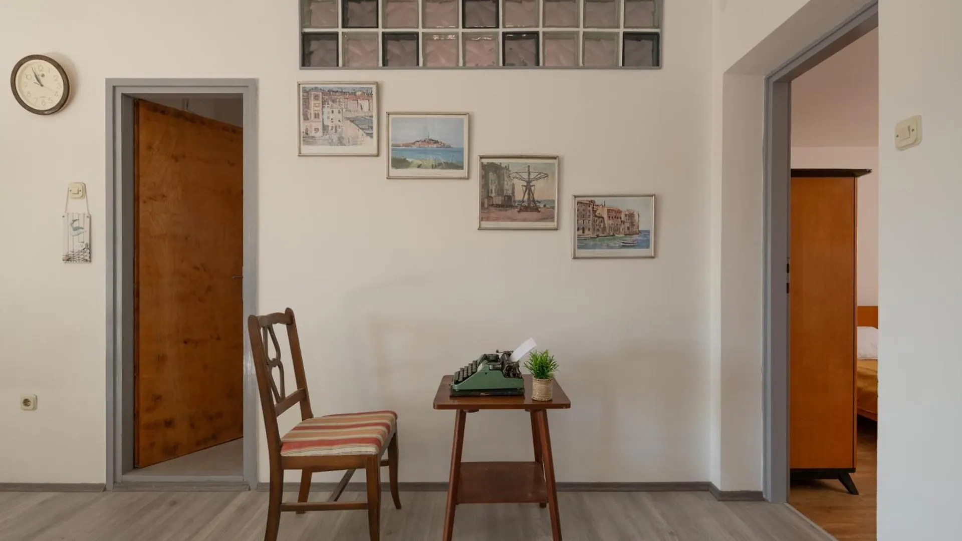 Apartment Gioia 罗维尼