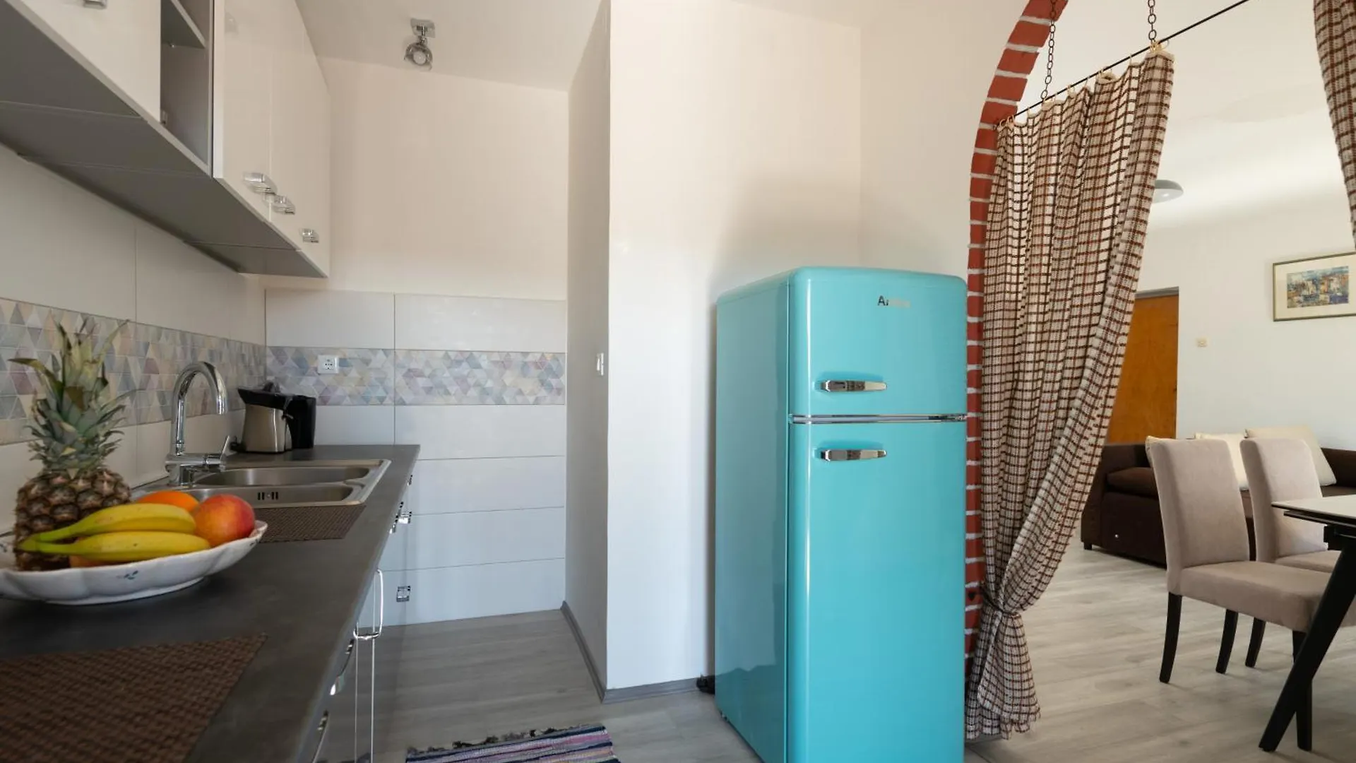 Apartment Gioia 罗维尼